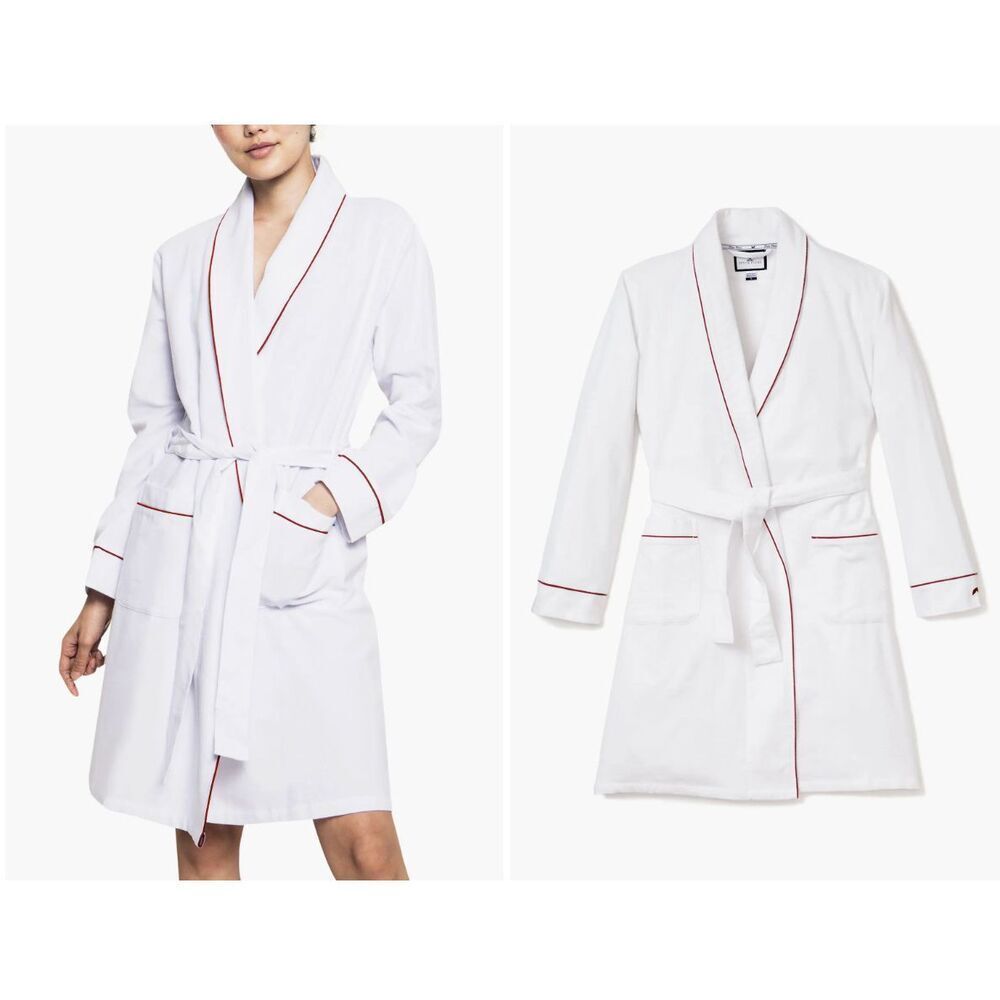 NWOT  Women's Petite Plume Cotton Flannel Robe White w/Red Piping Size Large